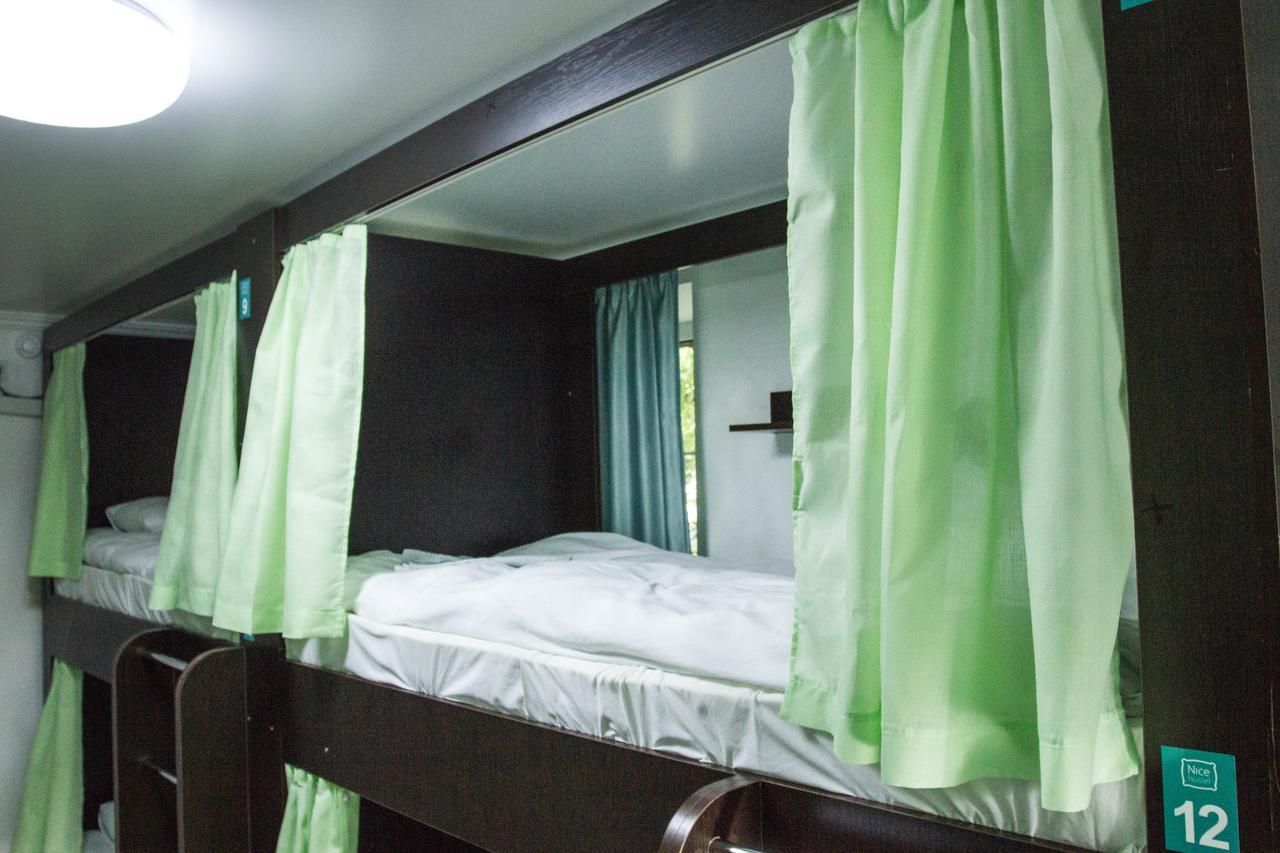 Nicehostel Almaty Bagian luar foto